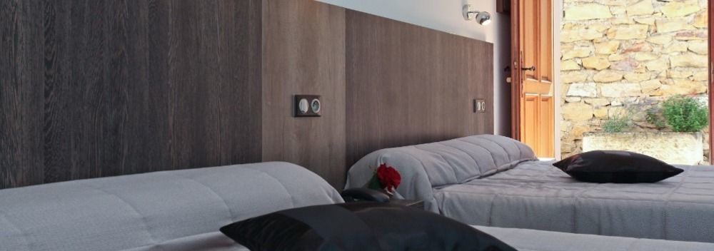 Le Victor Hugo - Hotel Et Restaurant - Logis Hotels แซงต์-เซเร ภายนอก รูปภาพ
