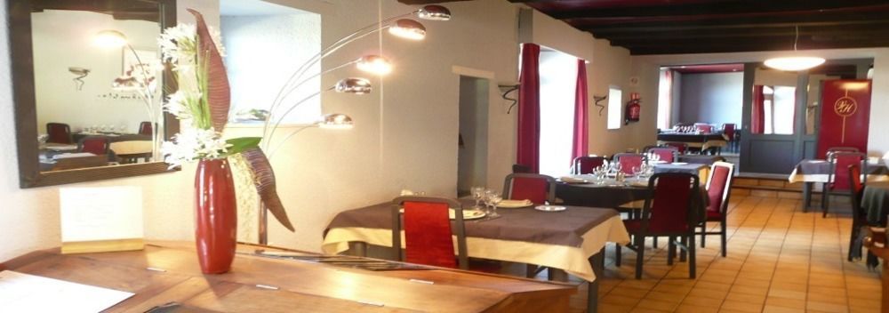 Le Victor Hugo - Hotel Et Restaurant - Logis Hotels แซงต์-เซเร ภายนอก รูปภาพ